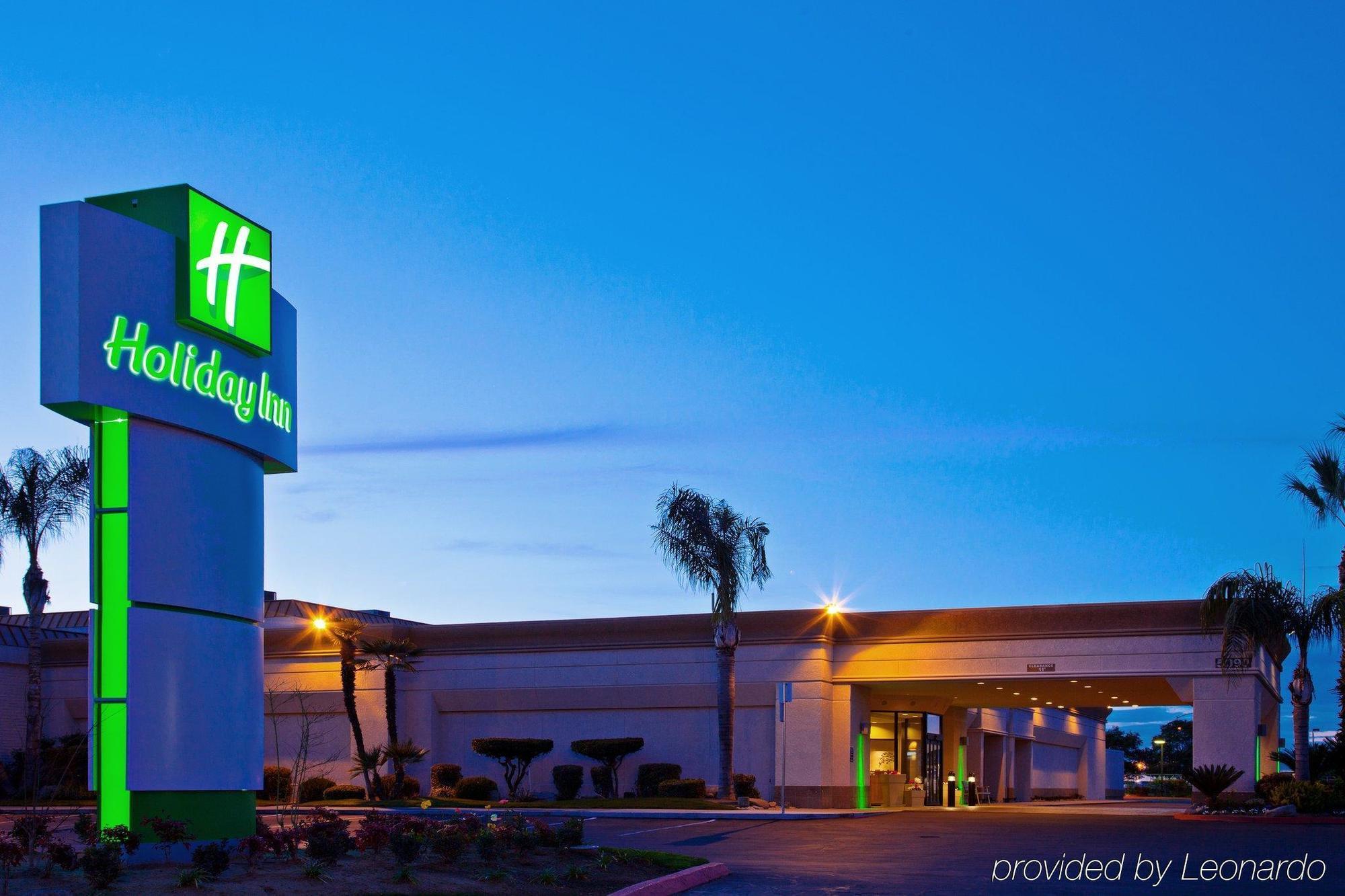 Wyndham Garden Fresno Yosemite Airport Hotel Exterior foto