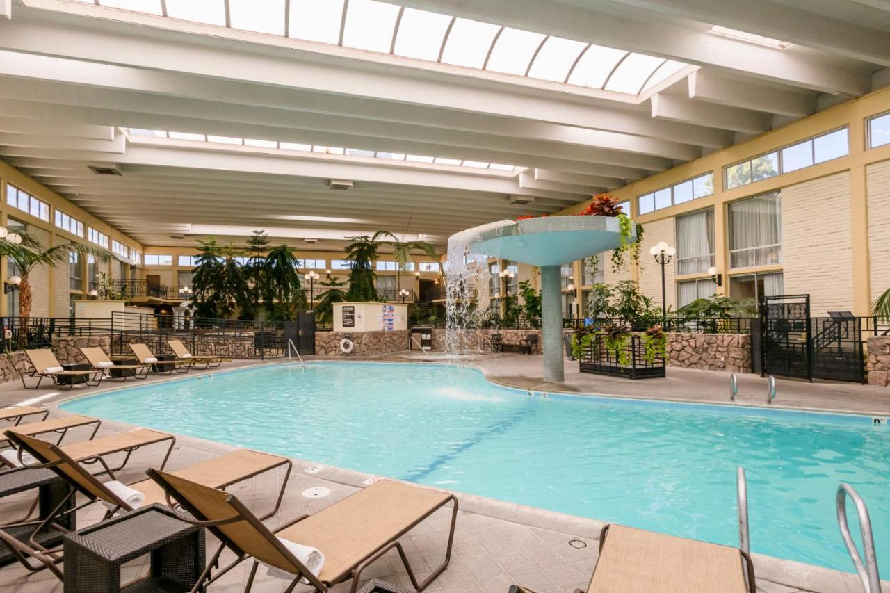 Wyndham Garden Fresno Yosemite Airport Hotel Exterior foto